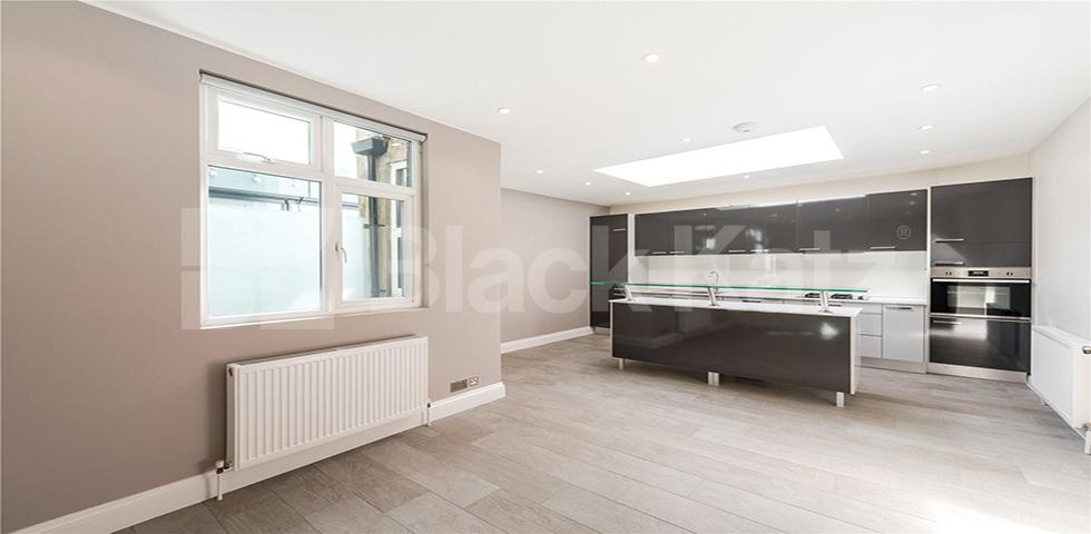 			1 Bedroom, 1 bath, 1 reception Flat			 Lisson Grove, Marylebone